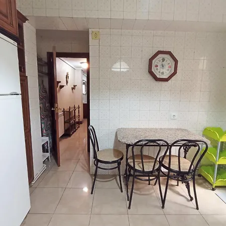 Cuntis Village L&h Apartment