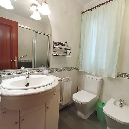 Cuntis Village L&h Apartment